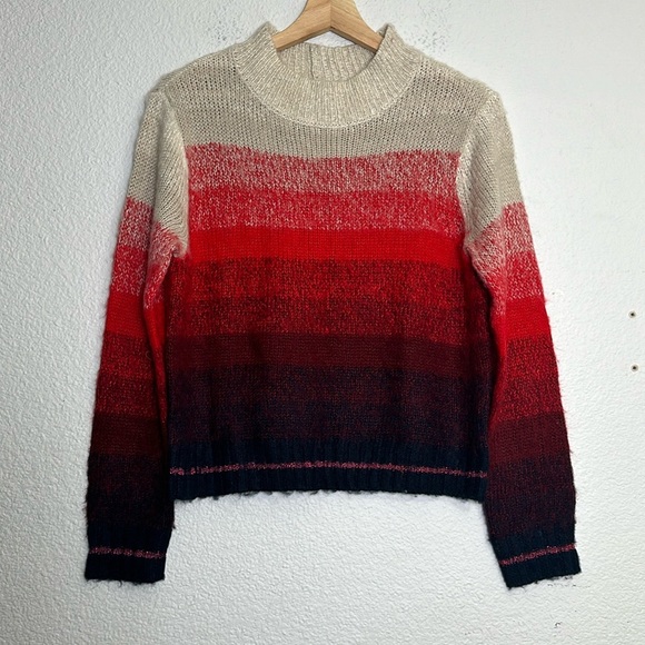 American Eagle Women’s Size Medium Ombre Chunky Knittedd Mock Neck Sweater - Picture 3 of 11